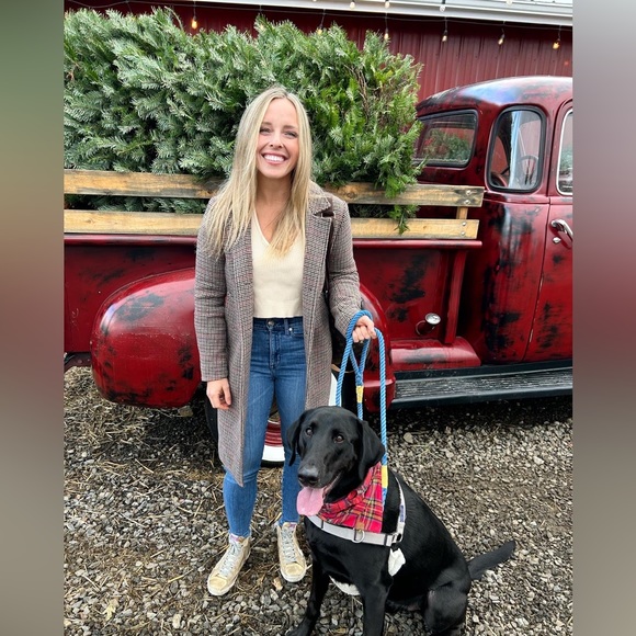 Meet your Posher, Blakely - Picture 1 of 1